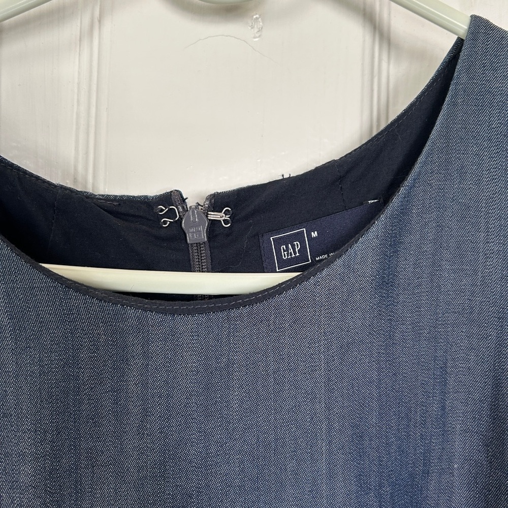 3/$20 GAP mini dress, denim-like fabric, size medium - Picture 7 of 10